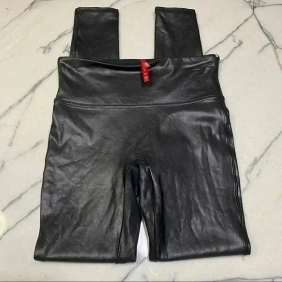 Spanx Faux Leather Leggings Small Petite B1126 - Picture 5 of 7